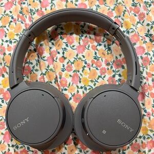 Sony Over-Ear Headphones in Gray